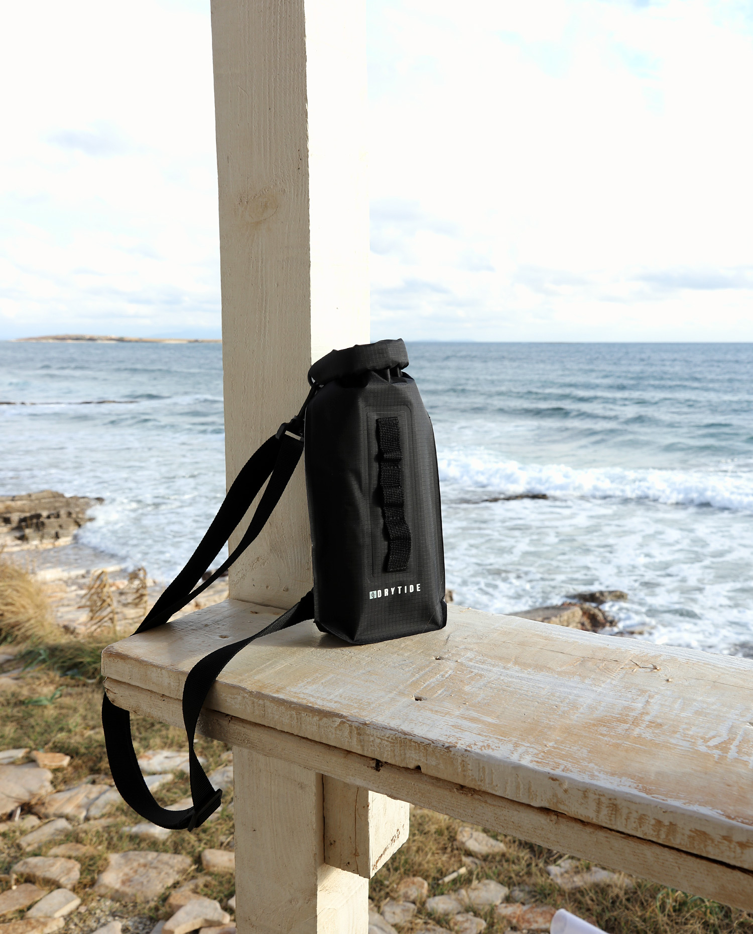 Flat 2L dry bag by the sea Flat 2L dry bag by the sea